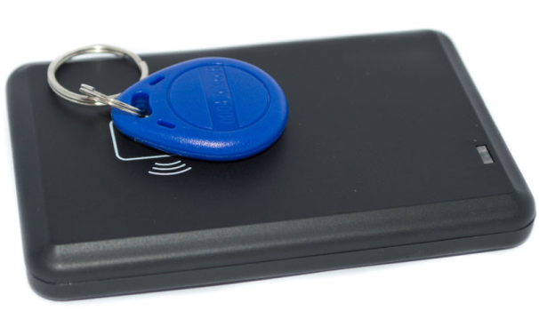 RFID tag key fob reader