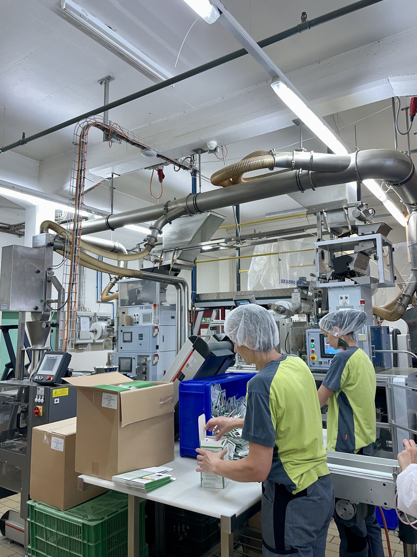 Odoo-managed manufacturing hall at Swiss Alpine Herbs (SAH)