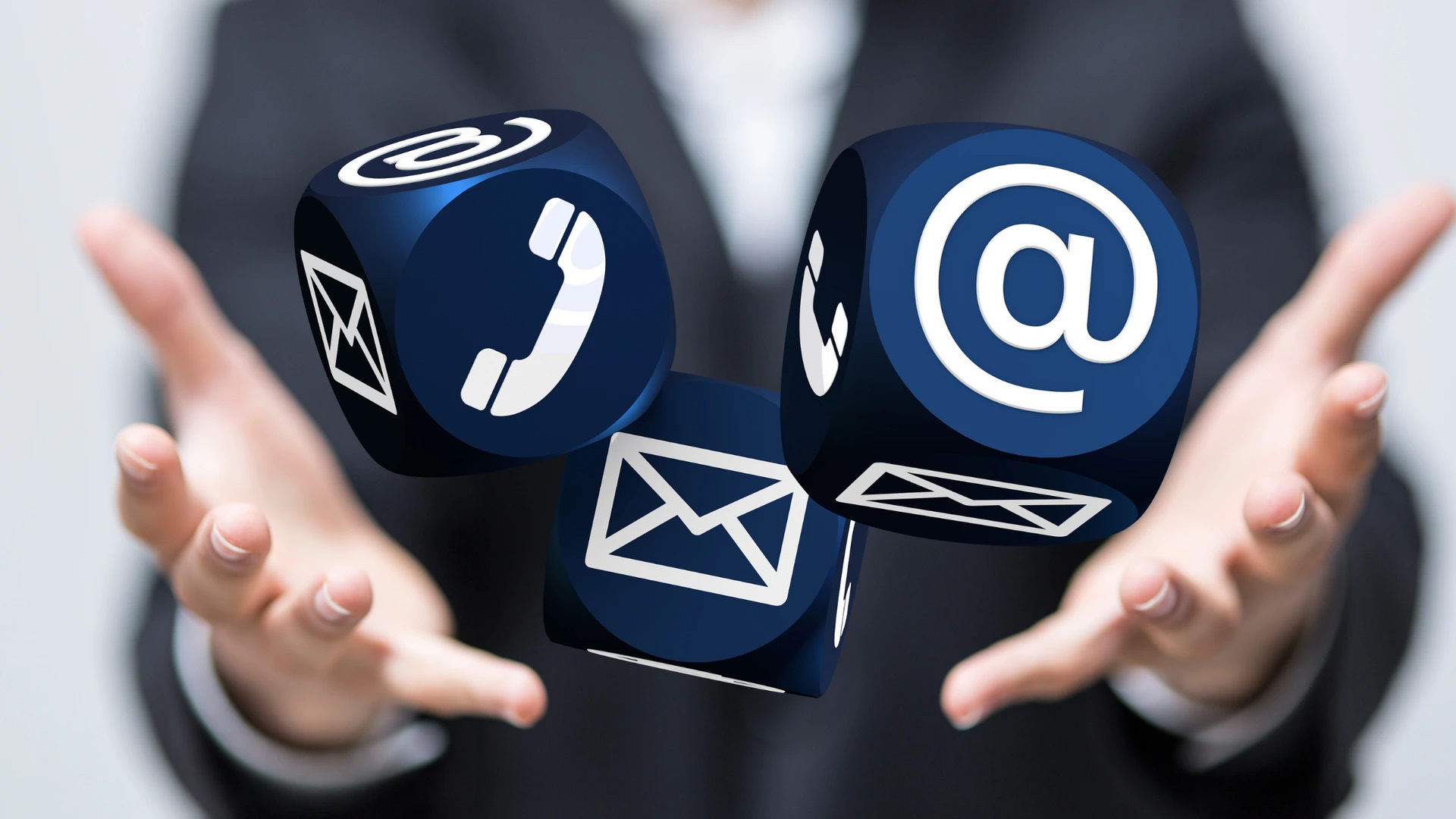 Azienda digitale nelle tue mani - telefonate, email, contatti, vendite, tutto connesso