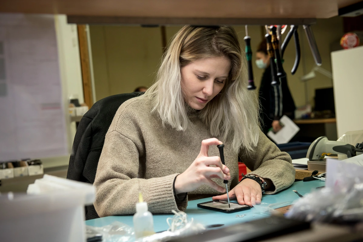 Employee of Ateliers du Bocage at work