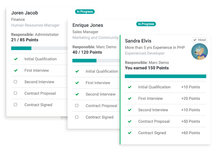 Closeup on Odoo Referrals candidates cards with details about their progress