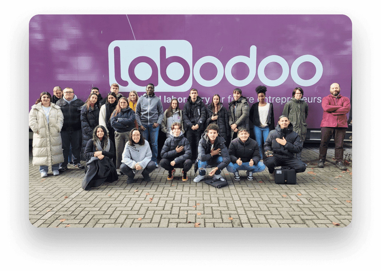 Étudiants participant au LabOdoo